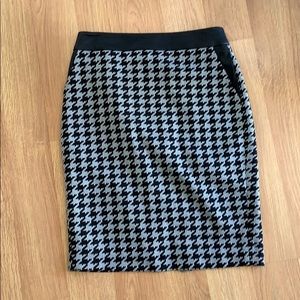 Express Pencil Skirt with Leather details